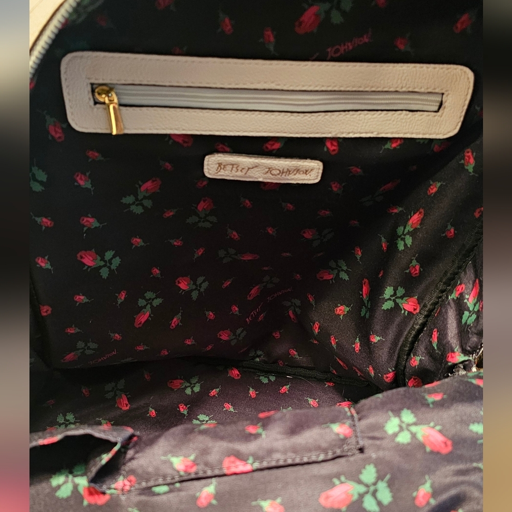 Rare! Betsey Johnson Phone Booth Backpack NWOT - Picture 11 of 12